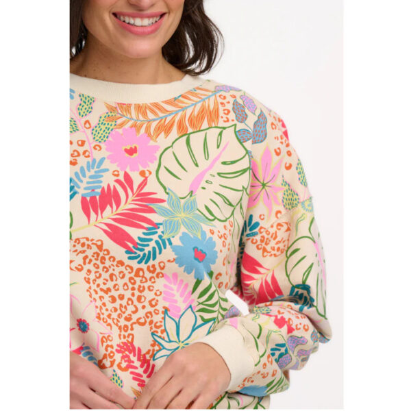 Eadie Relaxed Sweatshirt, Offwhite/ Jungle Print - Sugarhill Brighton - Image 6